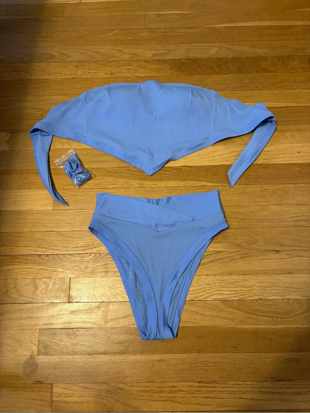 Aerie Bandeau and Voop Neck Bikini Set - Picture 9 of 11